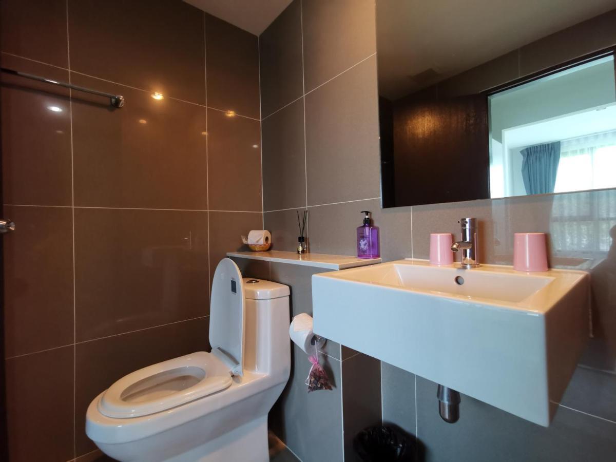 5 Floor - Centrio Condominium In Phuket Town - 30 Mins To Beaches Bagian luar foto